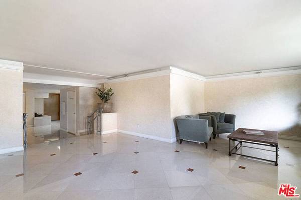 2007 S Beverly Glen BLVD #102, Los Angeles, CA 90025