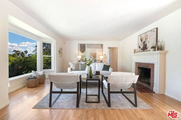 17952 Karen DR, Encino, CA 91316