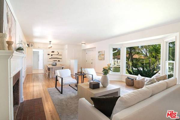 17952 Karen DR, Encino, CA 91316