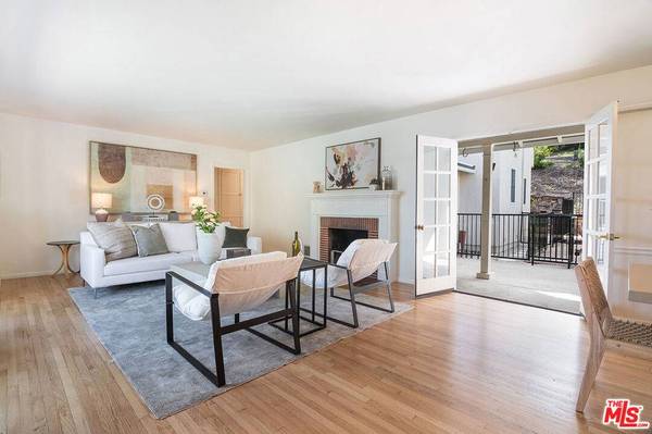 17952 Karen DR, Encino, CA 91316