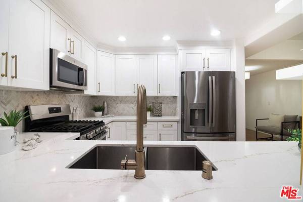 1537 S Wooster ST #105, Los Angeles, CA 90035