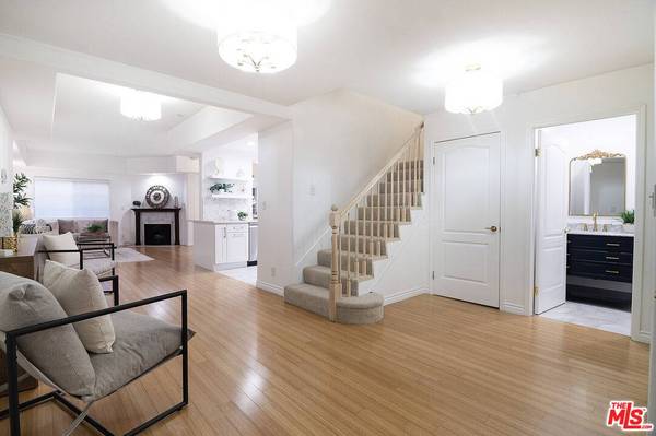 1537 S Wooster St #105, Los Angeles, CA 90035