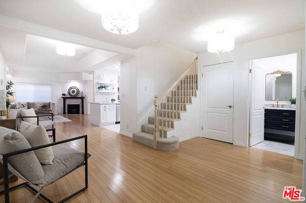 1537 S Wooster ST #105, Los Angeles, CA 90035