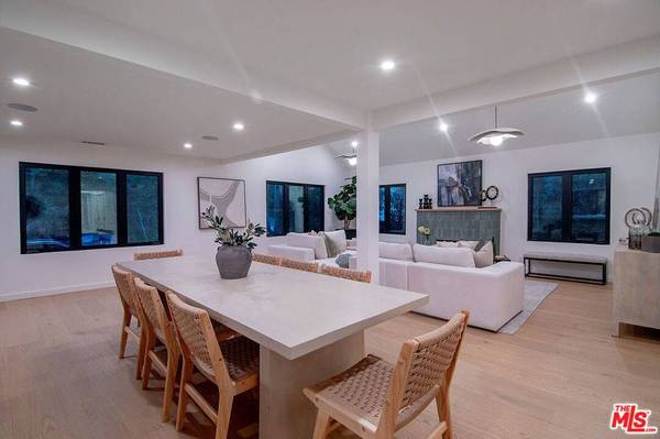 1145 S Crest DR, Los Angeles, CA 90035