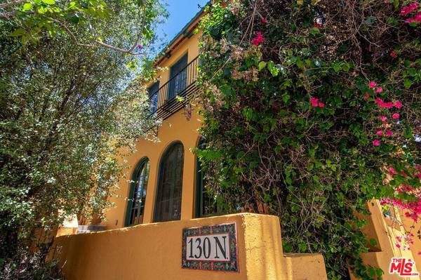 130 N Catalina St, Los Angeles, CA 90004