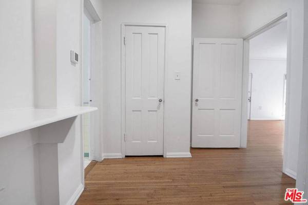 1217 1/2 S Alfred ST, Los Angeles, CA 90035