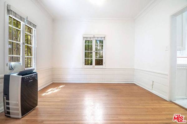 1217 1/2 S Alfred ST, Los Angeles, CA 90035