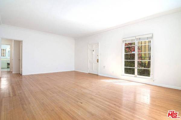 1217 1/2 S Alfred ST, Los Angeles, CA 90035