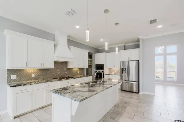 12584 Berry Lane, Tyler, TX 75707