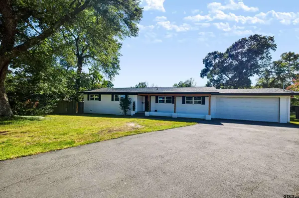 3211 Fernwood Dr, Tyler, TX 75701