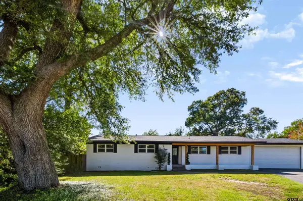 3211 Fernwood Dr, Tyler, TX 75701