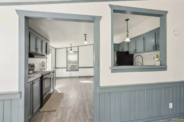 174 Buckhorn, Canyon Lake, TX 78133