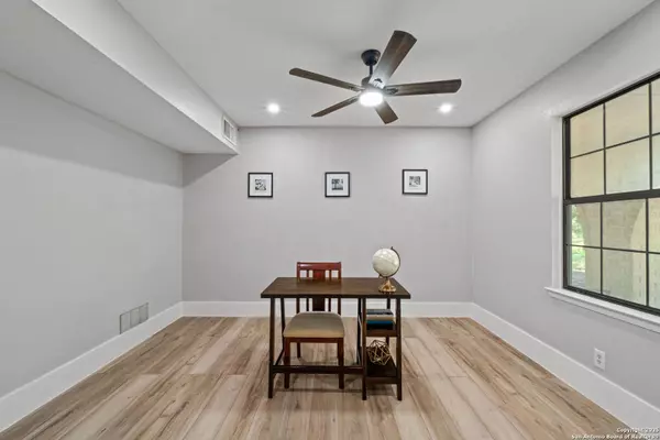 15315 Seven L Trl, San Antonio, TX 78023