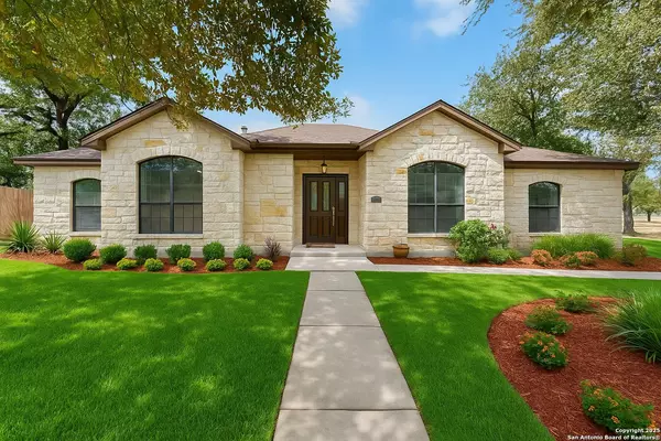 145 Rosewood, La Vernia, TX 78121