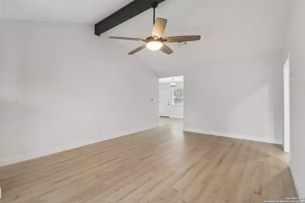 6911 Lordsport, San Antonio, TX 78239