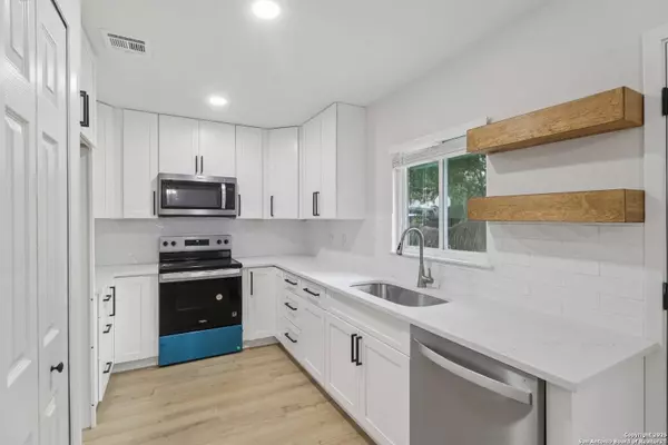 6911 Lordsport, San Antonio, TX 78239