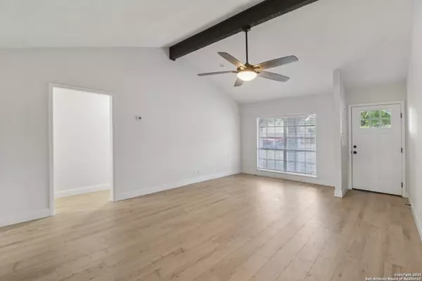 6911 Lordsport, San Antonio, TX 78239