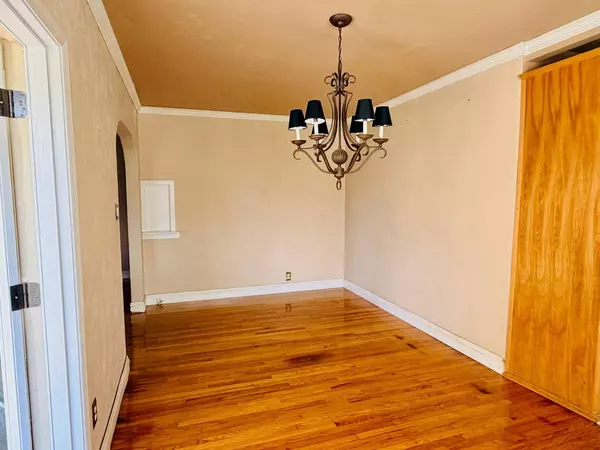 2248 Rainbow AVE, Sacramento, CA 95821