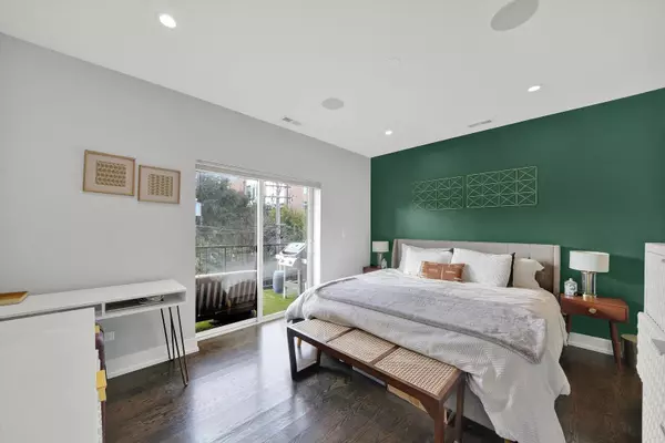 1938 N Francisco AVE #2N, Chicago, IL 60647