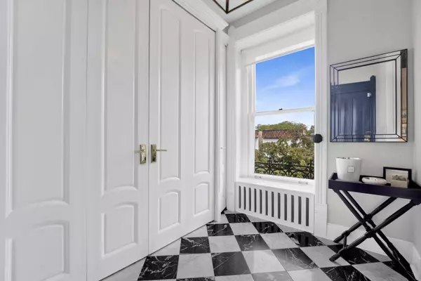 1814 N Lincoln Park W #3, Chicago, IL 60614