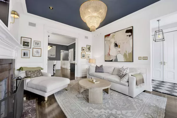 1814 N Lincoln Park W #3, Chicago, IL 60614