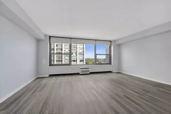 3600 N Lake Shore Drive #1004, Chicago, IL 60613