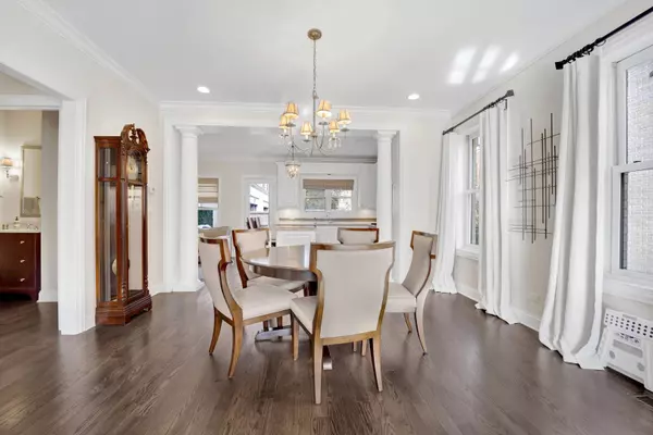 460 PENNSYLVANIA AVE #C, Glen Ellyn, IL 60137