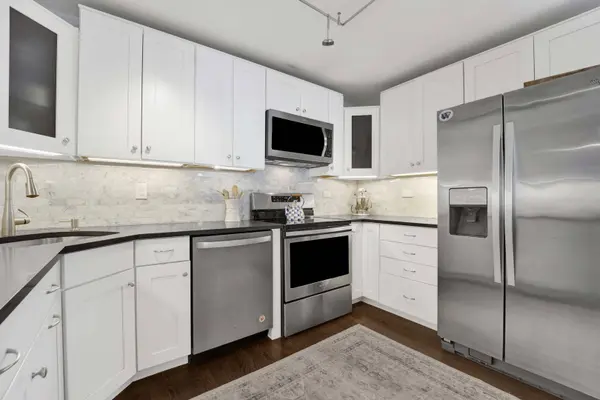 3150 N Sheridan RD #14A, Chicago, IL 60657