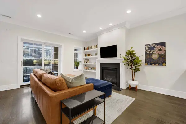 2744 N Mildred AVE #2, Chicago, IL 60614