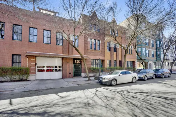 1235 W George ST #110, Chicago, IL 60657