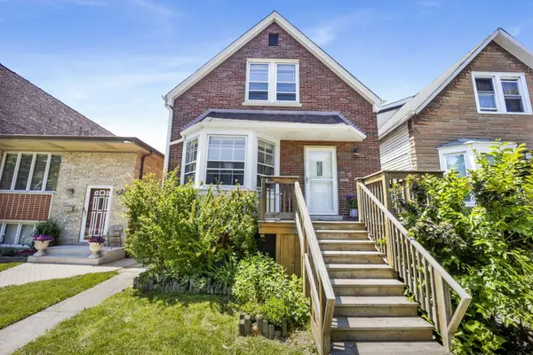 2640 N Hamlin AVE, Chicago, IL 60647