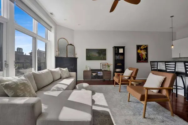 1872 N Damen AVE #3S, Chicago, IL 60647