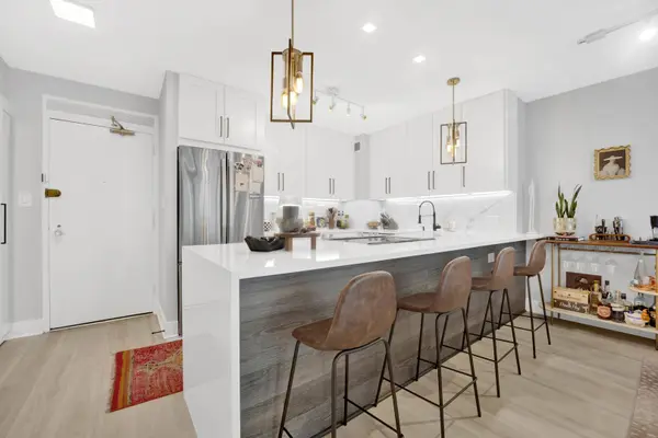 3600 N Lake Shore DR #608, Chicago, IL 60613