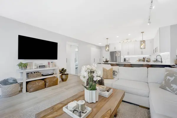 3600 N Lake Shore DR #608, Chicago, IL 60613