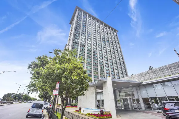 3600 N Lake Shore DR #608