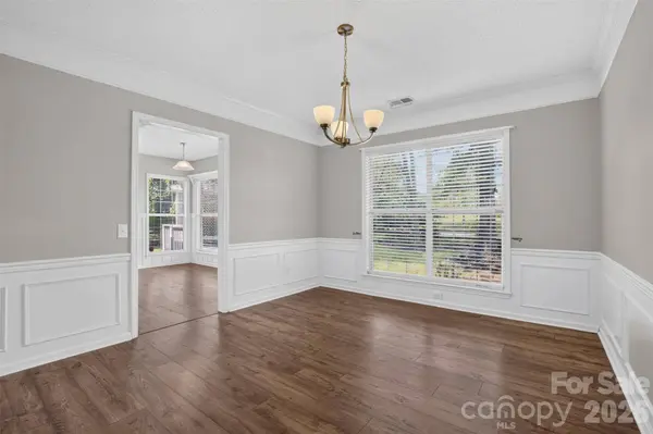 5936 Downfield Wood DR, Charlotte, NC 28269