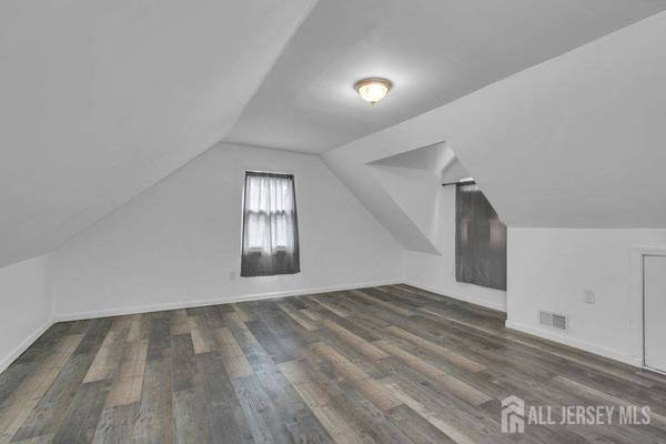 46 3rd ST, Fords, NJ 08863