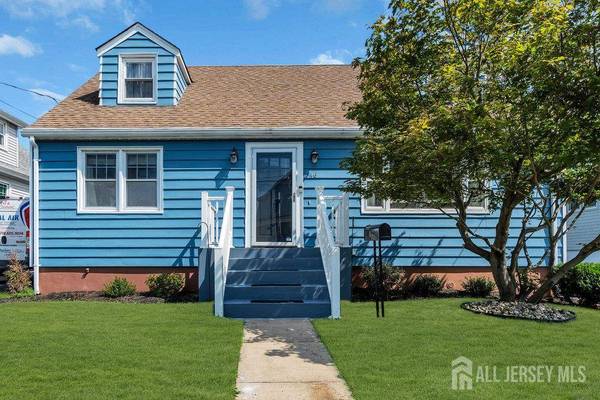 46 3rd ST, Fords, NJ 08863