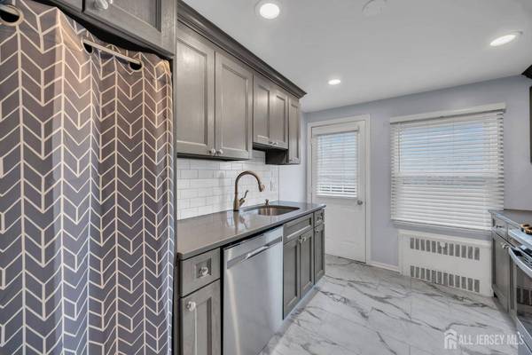 29-B Garfield PARK, Edison, NJ 08837