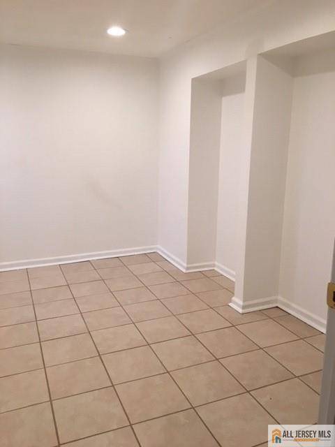 218 Newman ST #2513, Metuchen, NJ 08840