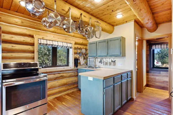 2440 S VALLEY VIEW CIRCLE CIR, Coalville, UT 84017