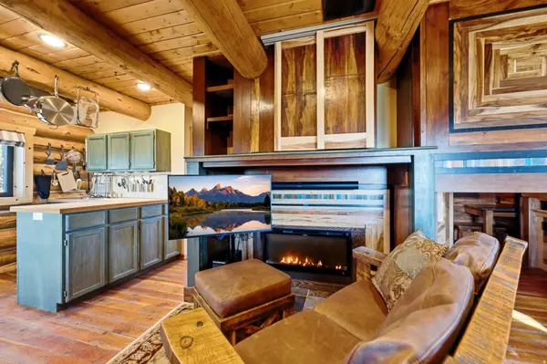 2440 S VALLEY VIEW CIRCLE CIR, Coalville, UT 84017