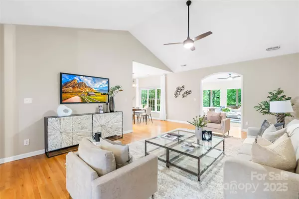 11732 Borchetta DR, Charlotte, NC 28277