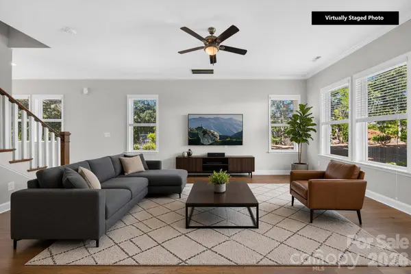 9212 Colin Crossing CT, Charlotte, NC 28277