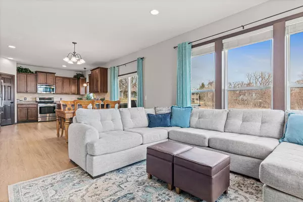 5338 Credit River RD SE, Prior Lake, MN 55372