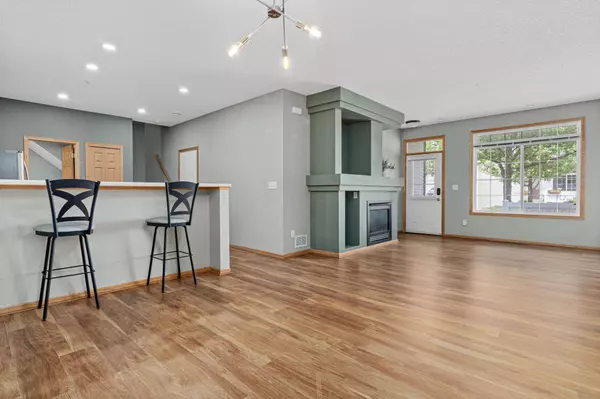 4707 Blaine AVE #709, Inver Grove Heights, MN 55076