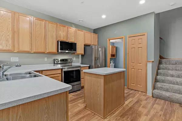 4707 Blaine AVE #709, Inver Grove Heights, MN 55076