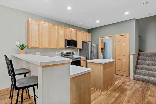 4707 Blaine AVE #709, Inver Grove Heights, MN 55076