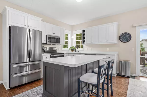 16779 Farrago TRL, Lakeville, MN 55024