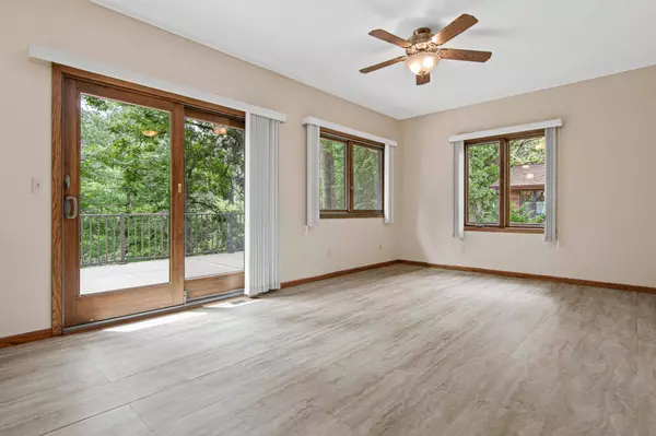 1244 Balsam TRL E, Eagan, MN 55123